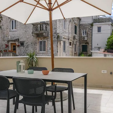 Апартаменти Oleander *